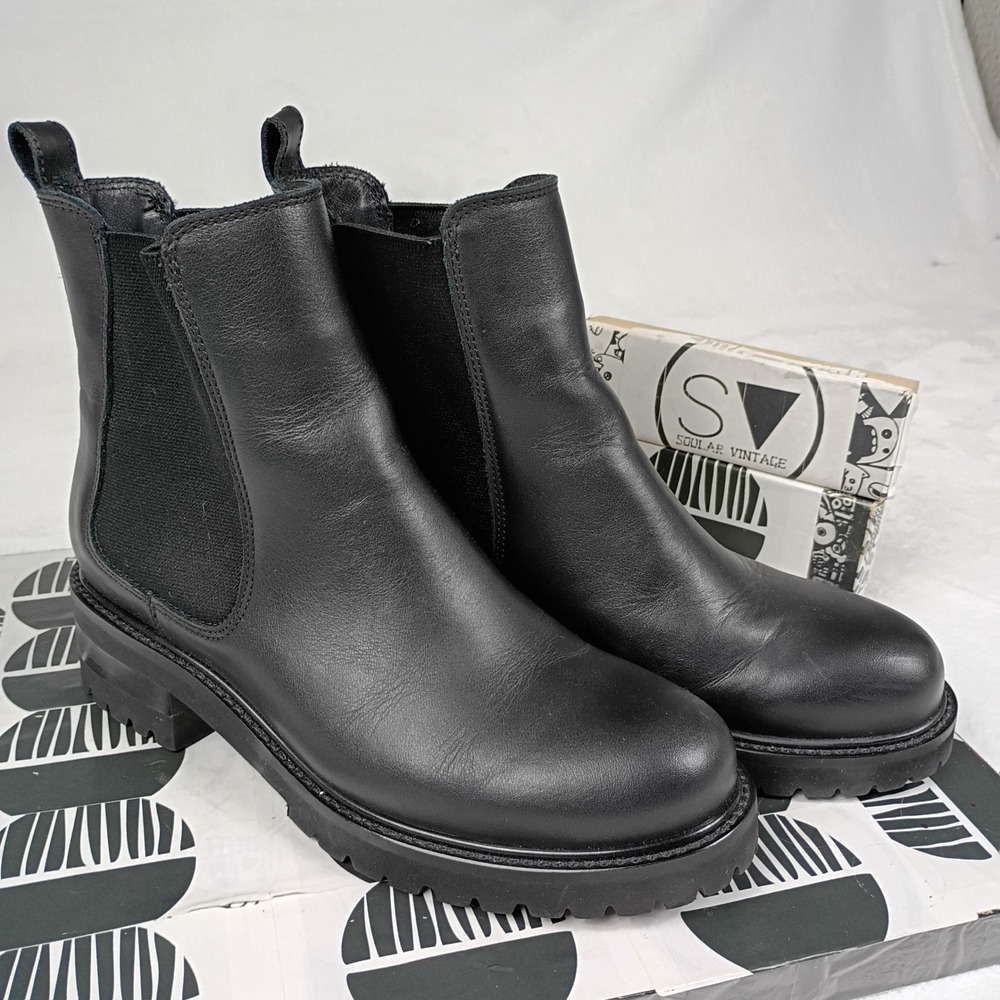 La Canadienne Black Leather Chelsea Boots Lug Sole Made in Canada 36707 Womens 6
